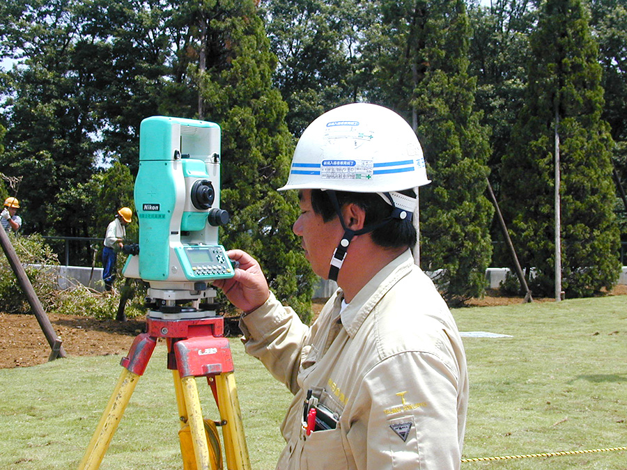 社員一丸となって地図に残る建物を作る